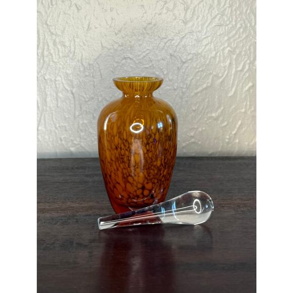 Amber Art Glass Perfume Bottle 1980s Vanity Decor - Picture 2 of 6